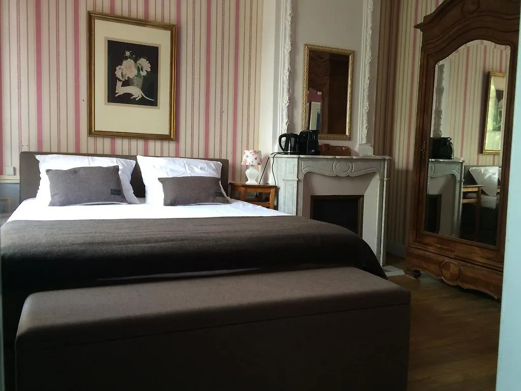 Domaine La Reveille Bed and Breakfast Dore-lʼÉglise